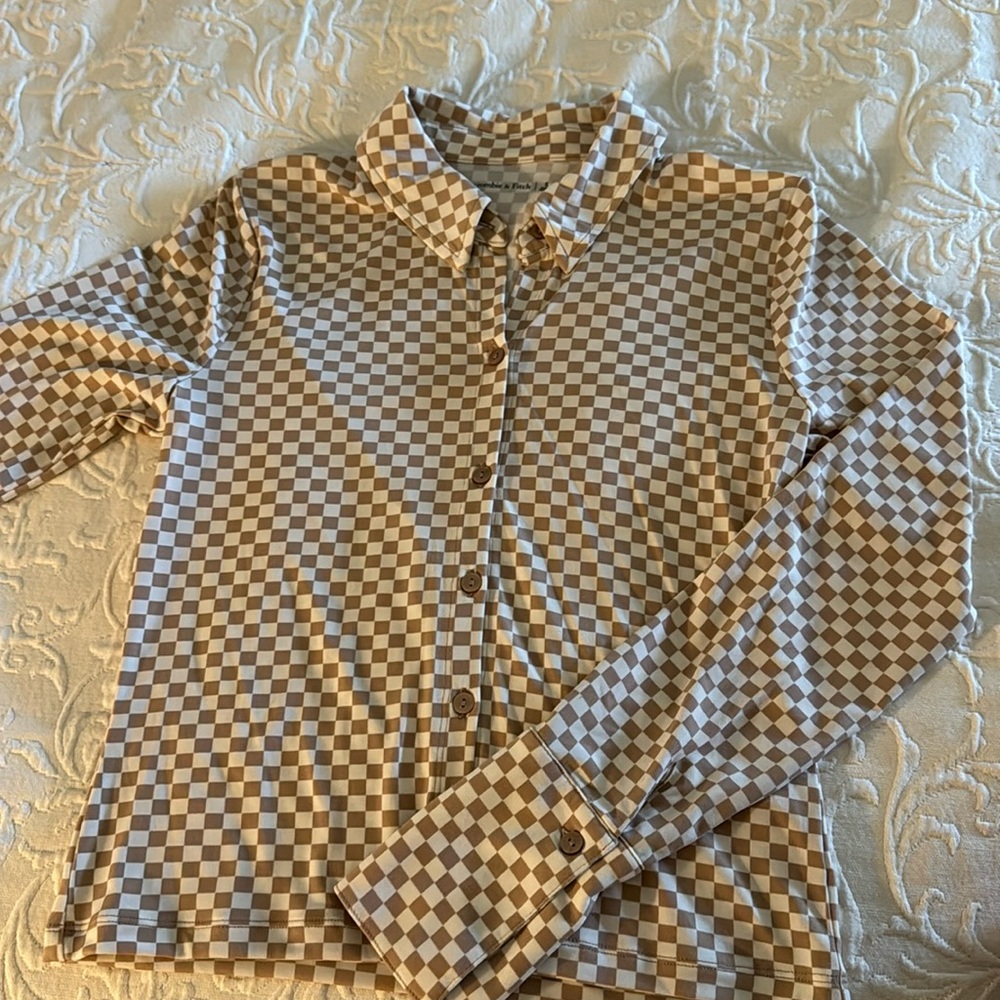 Contemporary shirt